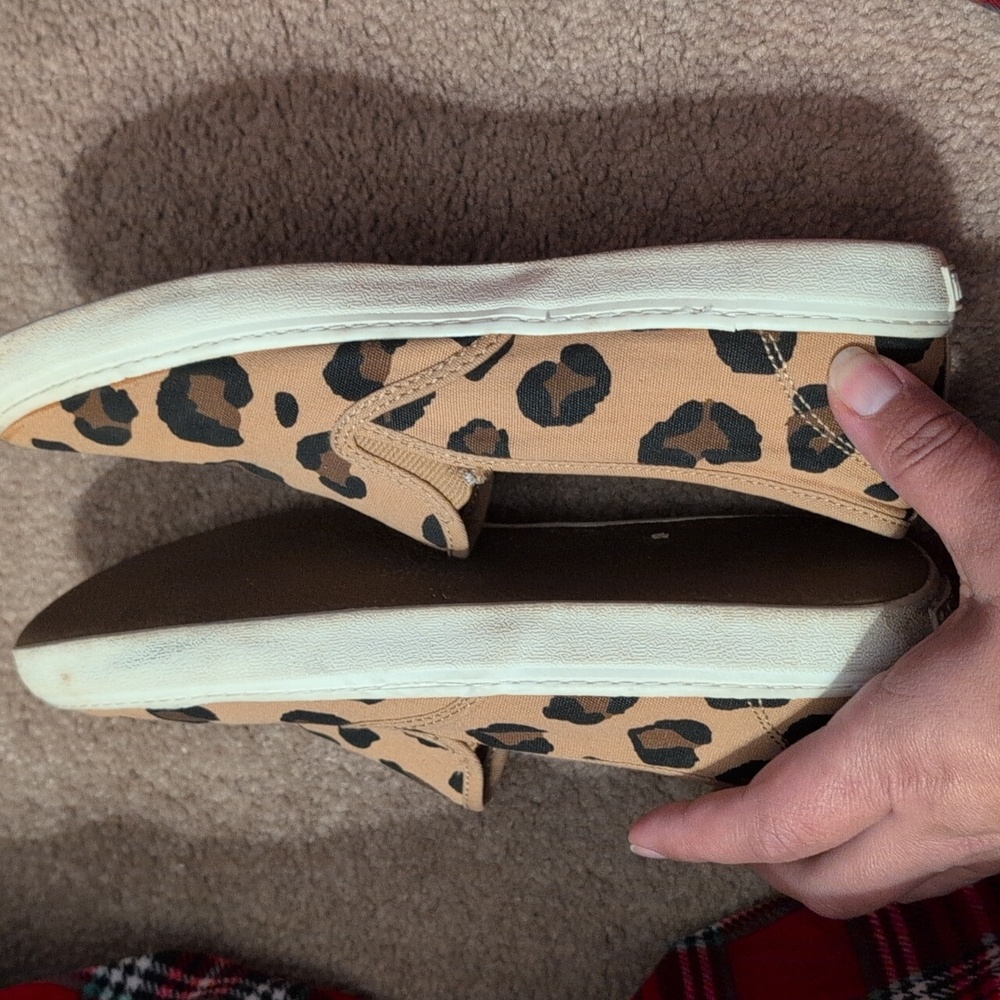 Leopard Print Women Slip-On Shoes 8.5 - Picture 3 of 9